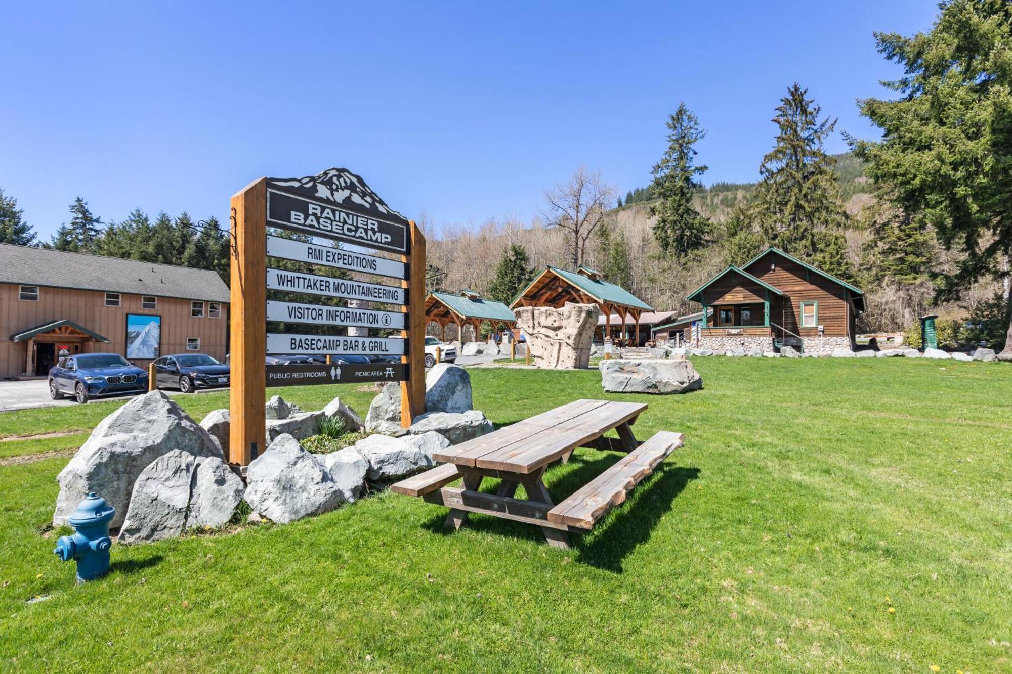 애쉬포드 Hikers Haven With Hot Tub - Near Mt Rainier! 빌라 외부 사진