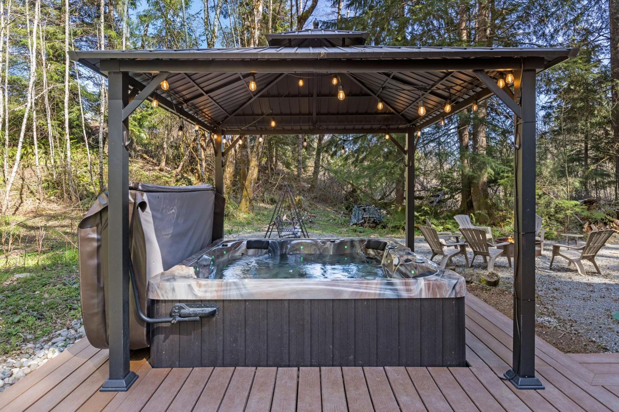애쉬포드 Hikers Haven With Hot Tub - Near Mt Rainier! 빌라 외부 사진